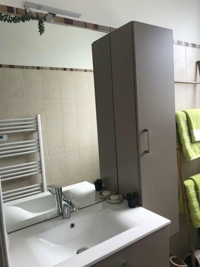 Appartement De Charme En Plein Coeur Du Centre Ville De コンピエーニュ エクステリア 写真