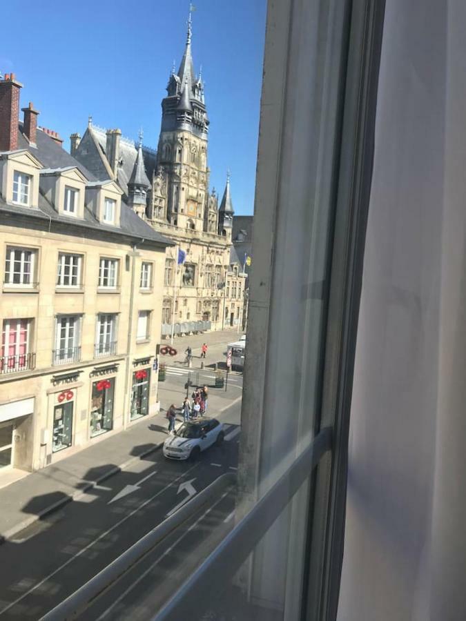 Appartement De Charme En Plein Coeur Du Centre Ville De コンピエーニュ エクステリア 写真
